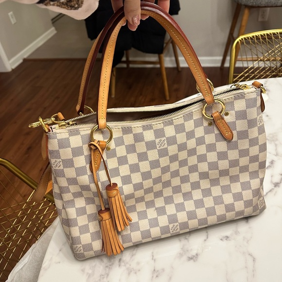Louis Vuitton Handbags - EXCLUSIVE & DISCONTINUED LOUIS VUITTON LYMINGTON DAMIER AZUR BAG